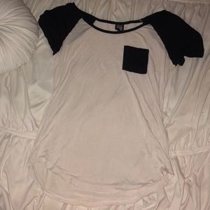 Short sleeve tank top
